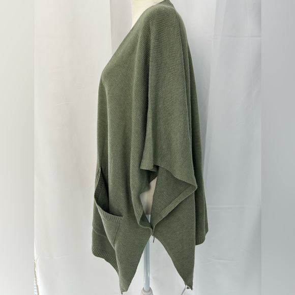 LOFT Oversized Knit Cardigan - Picture 2 of 5